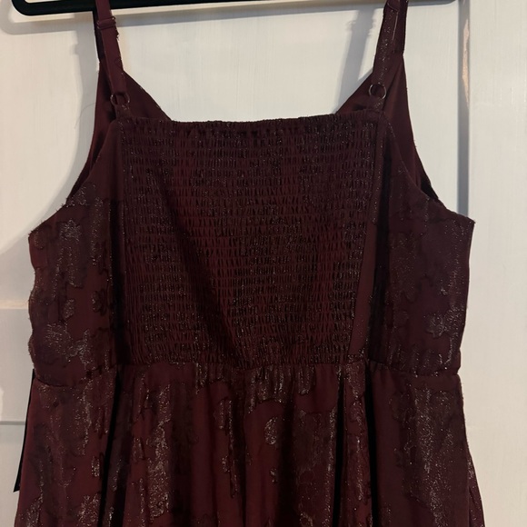 Torrid size 1 (XL) Insider Collection Burgundy Chiffon Handkerchief Hem Dress - Picture 12 of 12